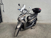 Sym - snorscooter - symphony st - 4t 25km uitvoering drv12r - afbeelding 3 van  7