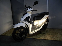 Sym - snorscooter - symphony st e3 - scooter - afbeelding 4 van  11