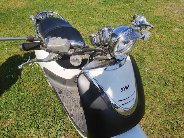 Sym - xs50qt-2 - scooter - afbeelding 7 van  15