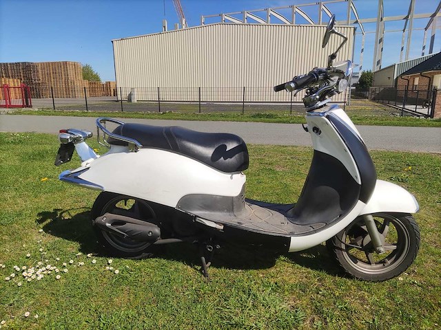 Sym - xs50qt-2 - scooter - afbeelding 12 van  15