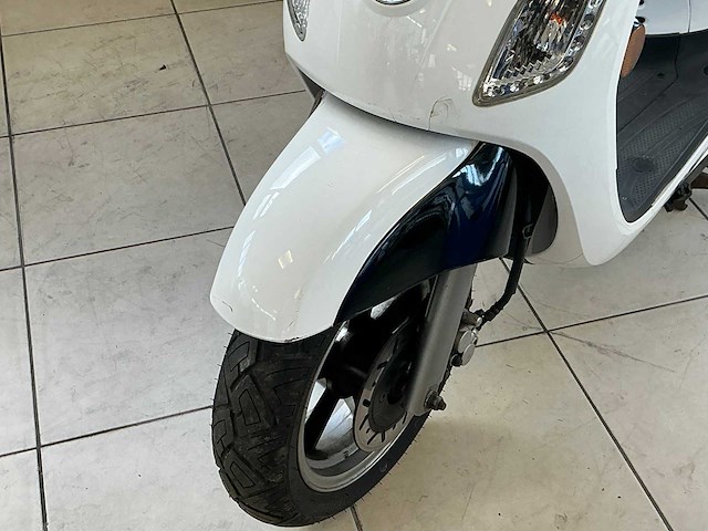 Sym bromscooter fiddle iii scooter, f-634-xp - afbeelding 7 van  10