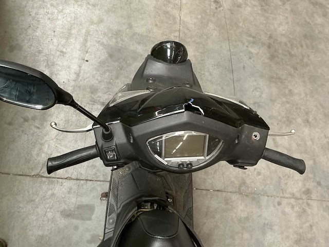 Sym bromscooter scooter - afbeelding 8 van  23