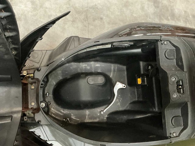 Sym bromscooter scooter - afbeelding 10 van  23