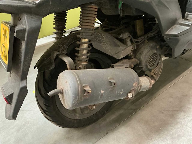 Sym bromscooter scooter - afbeelding 13 van  23