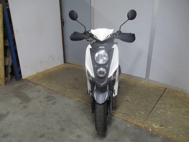 Sym crox - snorscooter - scooter - afbeelding 6 van  11