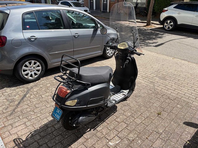 Sym en agm: sym fiddele 2 60s, sym tanik 50,agm retro 50. snorscooters - afbeelding 2 van  93