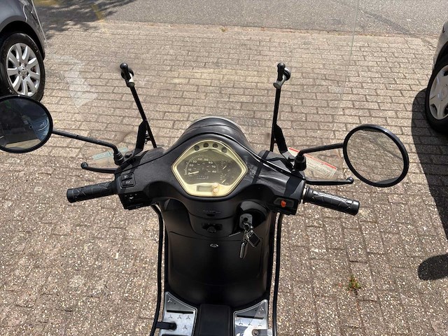 Sym en agm: sym fiddele 2 60s, sym tanik 50,agm retro 50. snorscooters - afbeelding 23 van  93