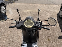 Sym en agm: sym fiddele 2 60s, sym tanik 50,agm retro 50. snorscooters - afbeelding 23 van  93