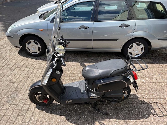 Sym en agm: sym fiddele 2 60s, sym tanik 50,agm retro 50. snorscooters - afbeelding 30 van  93