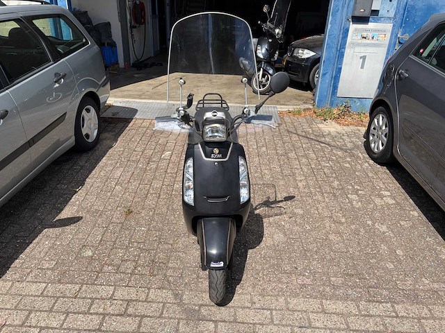 Sym en agm: sym fiddele 2 60s, sym tanik 50,agm retro 50. snorscooters - afbeelding 37 van  93