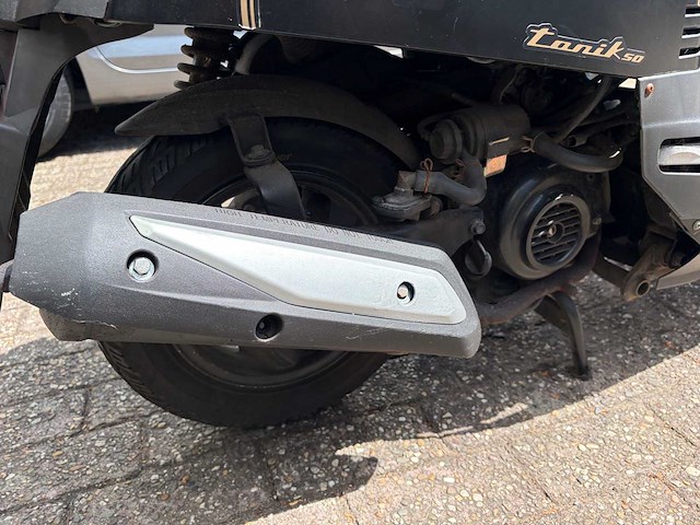 Sym en agm: sym fiddele 2 60s, sym tanik 50,agm retro 50. snorscooters - afbeelding 49 van  93