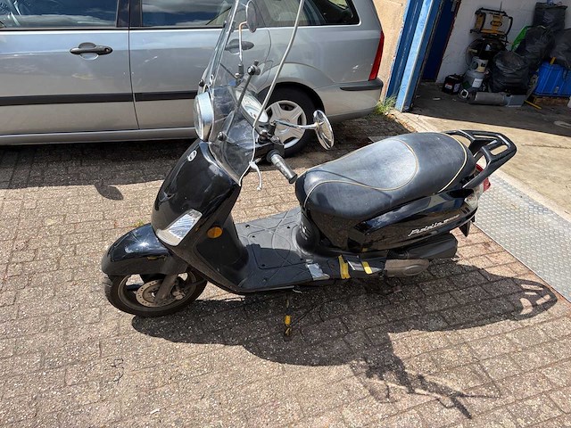 Sym en agm: sym fiddele 2 60s, sym tanik 50,agm retro 50. snorscooters - afbeelding 60 van  93