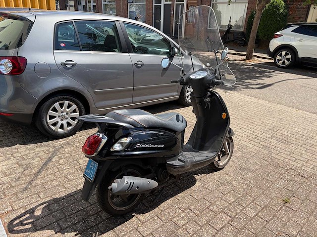 Sym en agm: sym fiddele 2 60s, sym tanik 50,agm retro 50. snorscooters - afbeelding 64 van  93