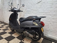 Sym fiddle 2 45 km bromscooter 4takt - afbeelding 3 van  7