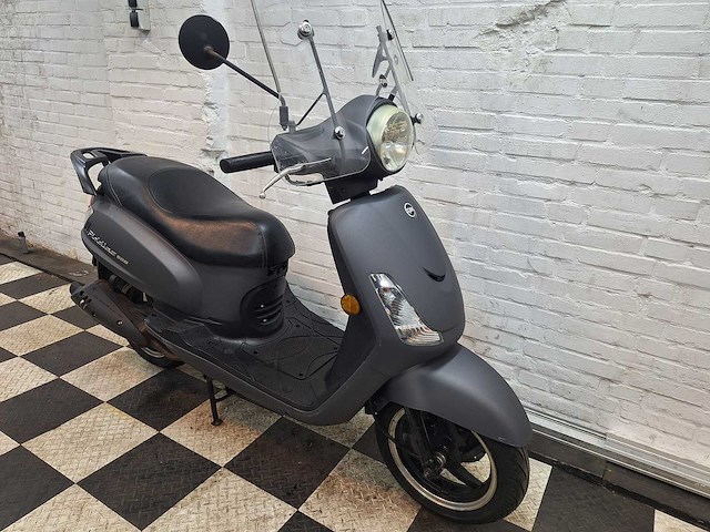 Sym fiddle 2 45 km bromscooter 4takt - afbeelding 7 van  7