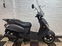 Sym fiddle 2 45 km bromscooter 4takt - afbeelding 6 van  7
