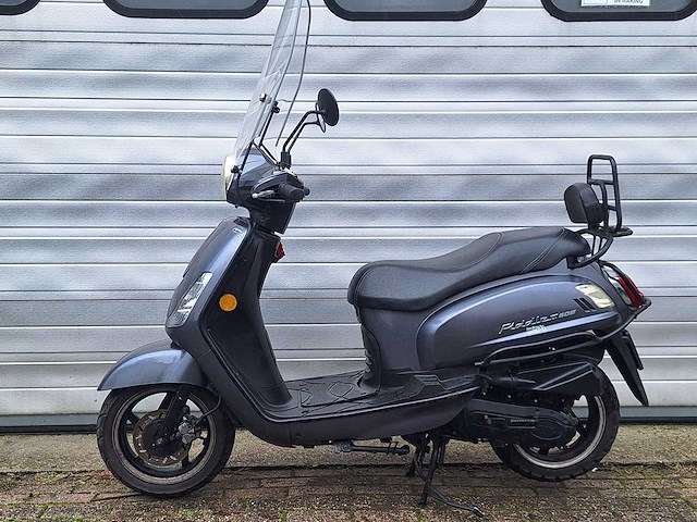 Sym fiddle 2 45 km bromscooter 4takt - afbeelding 6 van  6