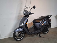 Sym fiddle 2 45 km bromscooter 4takt - afbeelding 1 van  2