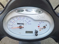 Sym fiddle 2 45 km bromscooter 4takt - afbeelding 4 van  7