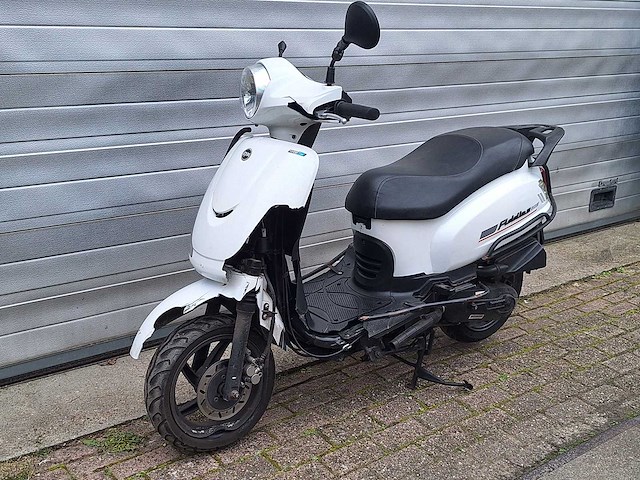 Sym fiddle 2 45 km bromscooter 4takt - afbeelding 2 van  7