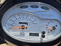 Sym fiddle 3 45km bromscooter 4-takt - afbeelding 6 van  7
