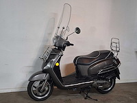 Sym fiddle ii 25km snorscooter 4-takt - afbeelding 5 van  7