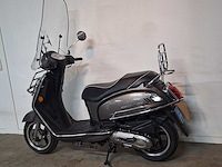 Sym fiddle ii 25km snorscooter 4-takt - afbeelding 6 van  7