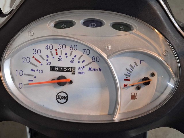 Sym fiddle ii 25km snorscooter 4-takt - afbeelding 2 van  7