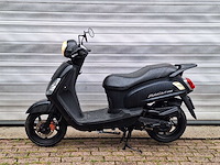 Sym fiddle ii 45km bromscooter 4-takt