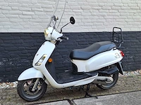 Sym fiddle ii 45km bromscooter 4-takt - afbeelding 2 van  6