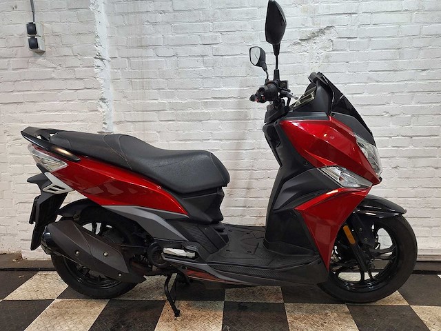 Sym jet14 45 km bromscooter 4takt - afbeelding 5 van  7