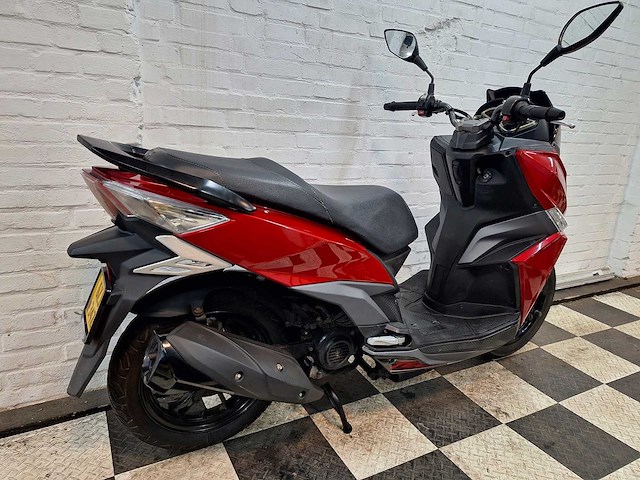 Sym jet14 45 km bromscooter 4takt - afbeelding 7 van  7