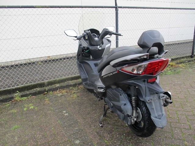 Sym joy max - motorscooter - 125i - motorfiets - afbeelding 2 van  11