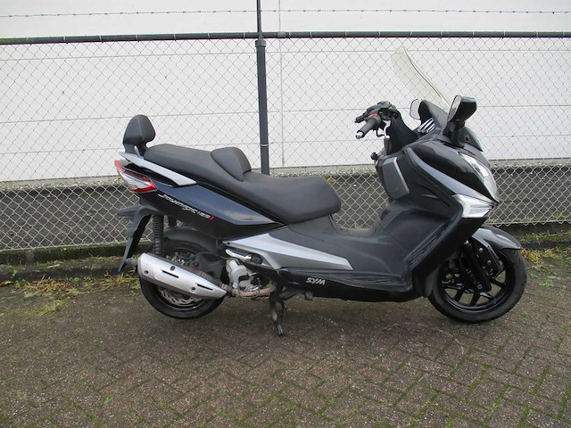 Sym joy max - motorscooter - 125i - motorfiets - afbeelding 8 van  11
