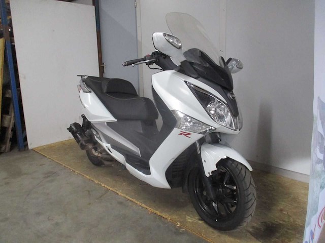 Sym joy max 125 i - motorscooter - 4t liguid cooled - motorcycle - afbeelding 6 van  10