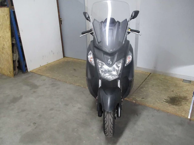 Sym joymax_z - motorscooter - cbs braking systeem - motorcycle - afbeelding 6 van  12