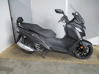 Sym joymax_z - motorscooter - cbs braking systeem - motorcycle - afbeelding 10 van  12