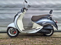 Sym mio 25km snorscooter 4-takt - afbeelding 3 van  7