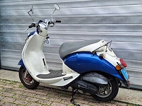 Sym mio 25km snorscooter 4-takt - afbeelding 3 van  7