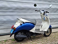 Sym mio 25km snorscooter 4-takt - afbeelding 6 van  7