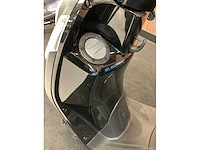 Sym mio electric e-scooter - afbeelding 3 van  34