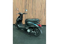 Sym mio electric e-scooter - afbeelding 20 van  34