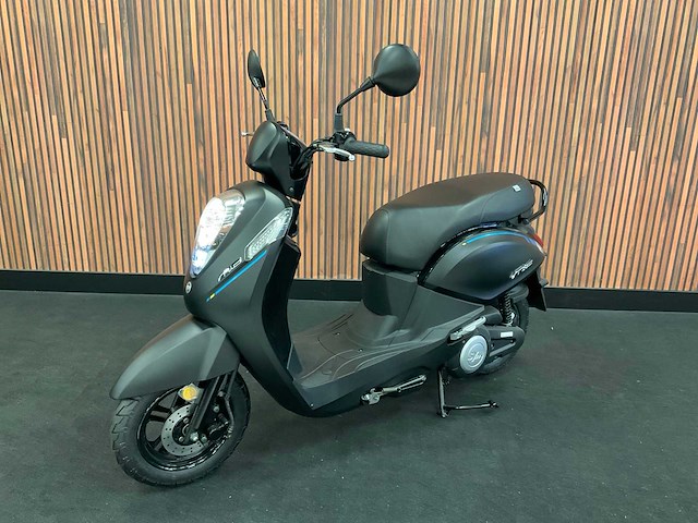 Sym mio electric e-scooter - afbeelding 12 van  34