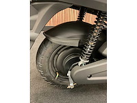 Sym mio electric e-scooter - afbeelding 28 van  34