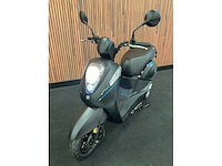 Sym mio electric e-scooter - afbeelding 30 van  34