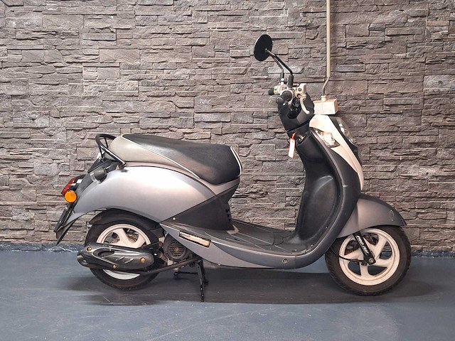 Sym mio sport 25km snorscooter 4-takt - afbeelding 5 van  7