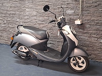 Sym mio sport 25km snorscooter 4-takt - afbeelding 6 van  7
