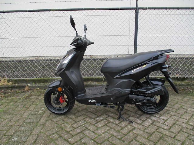 Sym orbit 2 - bromscooter - scooter - afbeelding 1 van  11