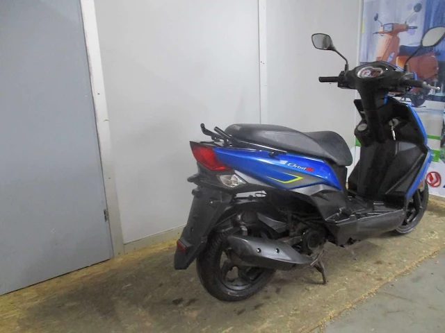 Sym orbit 3 - snorscooter - e5 4t injectie - scooter - afbeelding 9 van  11