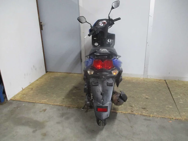 Sym orbit 3 - snorscooter - e5 4t injectie - scooter - afbeelding 10 van  11